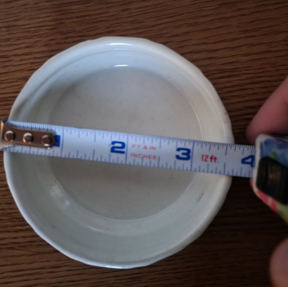 Vintage Berry and Leaves Trinket Dish - Picture 5 of 5